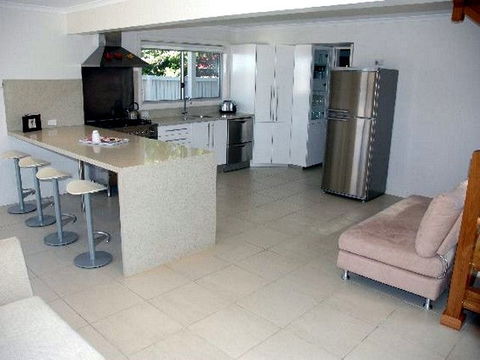 Joylaine Beach House - Accommodation BNB 2