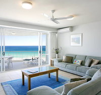 La Mer Sunshine Beachfront Apartments - Accommodation BNB