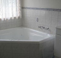 Macburn Self Contained Cottages Dog Friendly - Accommodation BNB