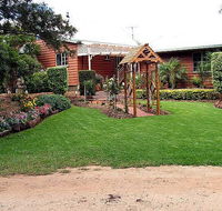 Mulanah Gardens BB Cottages/Wedding Venue - Accommodation BNB