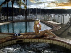 Newport Mirage Hotel - Accommodation BNB 4