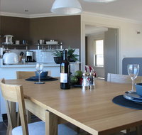 Portside Links - Accommodation BNB