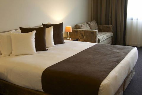 Quality Hotel Tabcorp Park - Accommodation BNB 0
