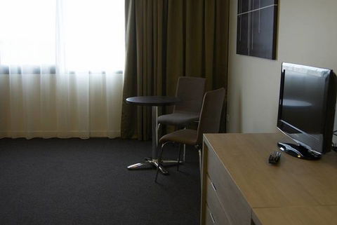 Quality Hotel Tabcorp Park - Accommodation BNB 5