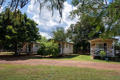 Daly Waters Historic Pub - Accommodation BNB 11