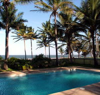Sarina Beach Motel - Accommodation BNB