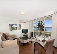The Atrium Resort - Accommodation BNB