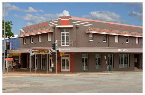 The Royal Hotel - Accommodation BNB 2
