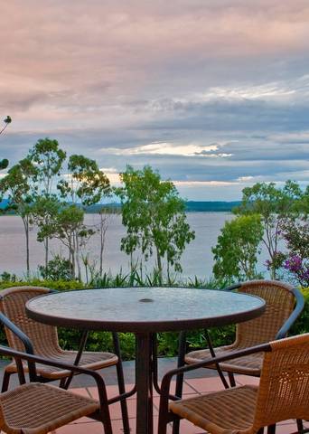 Tinaroo Lake Resort - Holiday Apartments - Accommodation BNB 9