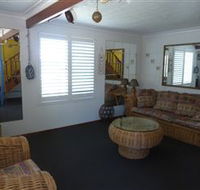 Sails Beach House Apartment Pottsville - Accommodation BNB