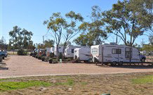 Lightning Ridge Outback Resort And Caravan Park - Lightning Ridge - Accommodation BNB 1