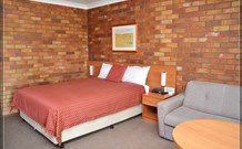 Peter Allen Motor Inn - Tenterfield - Accommodation BNB 1