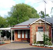 Amble In Self Contained Accommodation - Garden Retreat B  B - Accommodation BNB