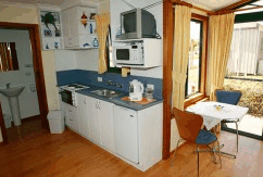 Beach Retreat Tourist Park - Accommodation BNB 4