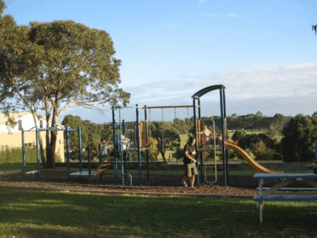 Limestone Coast Tourist Park - Accommodation BNB 4