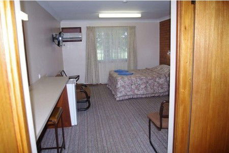 Castlereagh Motor Inn - Accommodation BNB 3