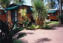 Paradise Park Cabins - Accommodation BNB 5