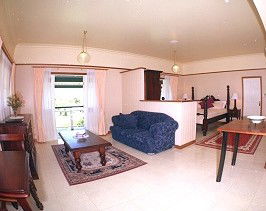 Williams Lodge - Accommodation BNB 4