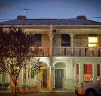 Back of Chapel Backpackers Hostel - Accommodation BNB