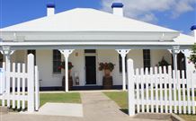 Smoky Cape Lighthouse Bed And Breakfast - Accommodation BNB 2