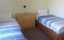 Honeysuckle Cottage - Accommodation BNB 0