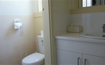 Honeysuckle Cottage - Accommodation BNB 2