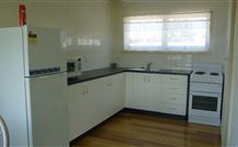 Honeysuckle Cottage - Accommodation BNB 1