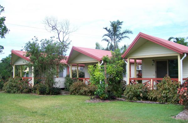 Flying Fish Point QLD Accommodation BNB