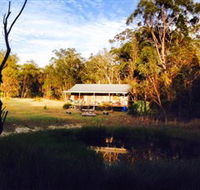 Possum's Hollow and Hooter's Hut - Accommodation BNB