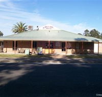 Dog N Bull - Accommodation BNB
