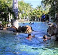 Aussie Outback Oasis Cabin and Van Village - Accommodation BNB