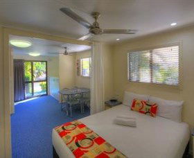 Alex Beach Cabins And Tourist Park - Accommodation BNB 0