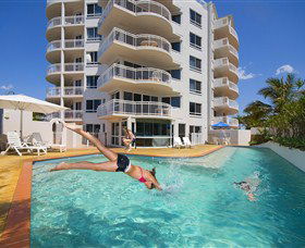 Beachside Resort - Accommodation BNB 2