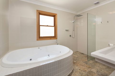 Elderslie House - Accommodation BNB 123