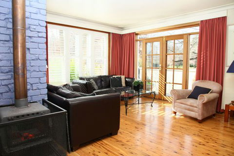 Apartments On-The-Park: The Studio - Accommodation BNB 5