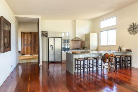 Elderslie House - Accommodation BNB 138