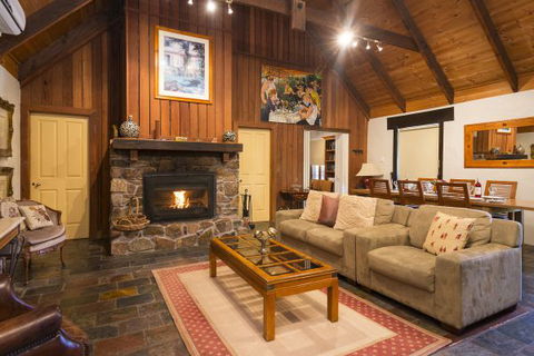 Elderslie House - Accommodation BNB 153