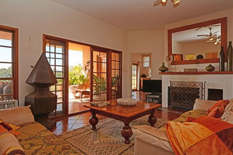 Elderslie House - Accommodation BNB 93