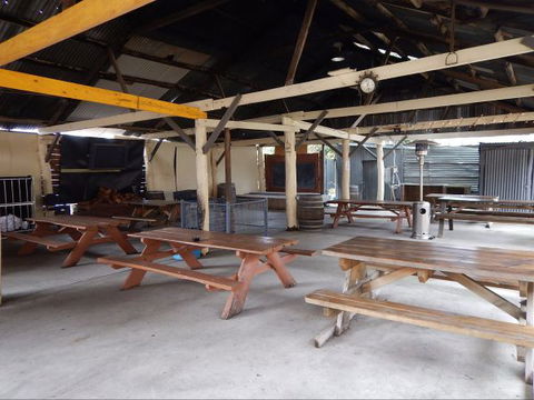 Club House Hotel - Accommodation BNB 3