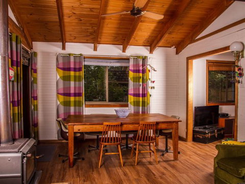 Daisy's Cottage - Accommodation BNB 2