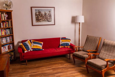 Daisy's Cottage - Accommodation BNB 3