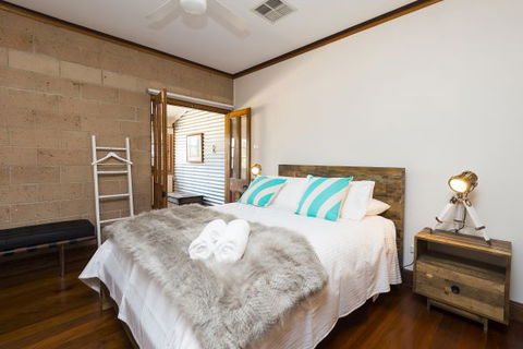 Elderslie House - Accommodation BNB 103