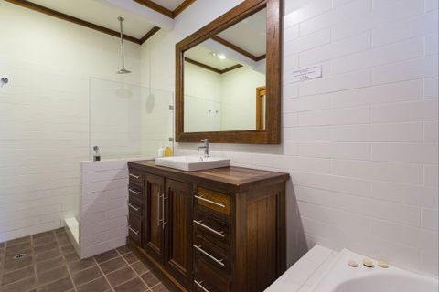 Elderslie House - Accommodation BNB 105