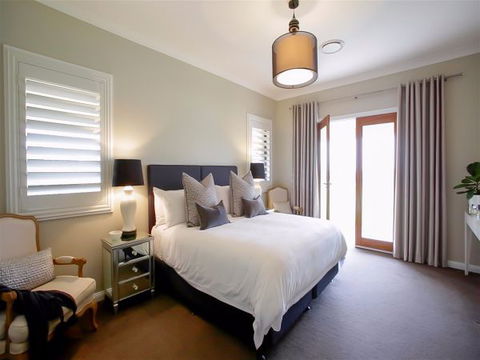Elderslie House - Accommodation BNB 146