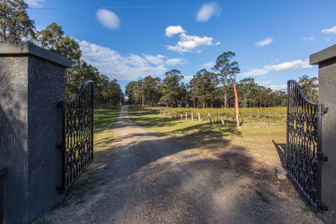 Elderslie House - Accommodation BNB 135
