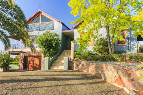 Elderslie House - Accommodation BNB 81