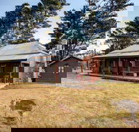 The Pines Cottage - Accommodation BNB