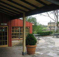 Surveyor General Inn - Accommodation BNB