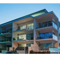 Unwind at 29 Breeze Penthouse - Accommodation BNB