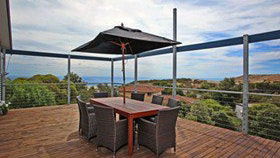 Coral Sands Seaview Beach House - Accommodation BNB 0